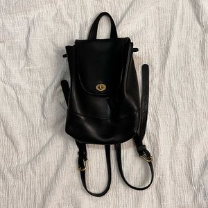 Coach • Black Leather • Vintage Turnlock Mini Backpack
